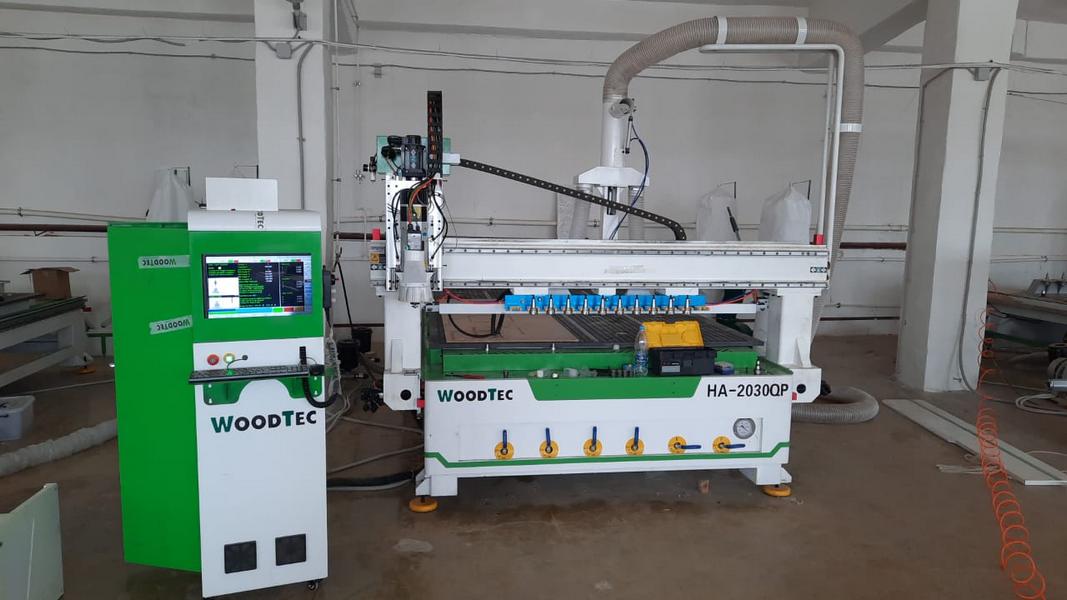 Фрезерно-гравировальный станок с ЧПУ WoodTec HA 2030 QP Крым Фрезерно-гравировальный станок с ЧПУ WoodTec HA 2030 QP