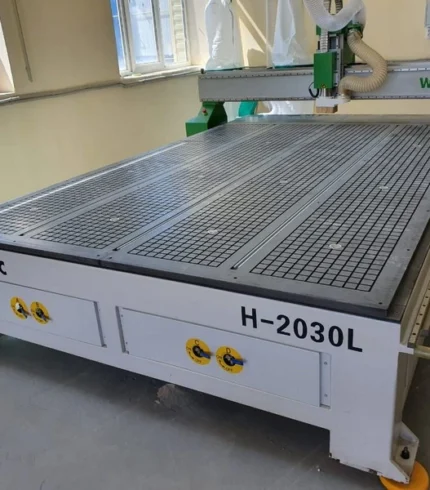 Фрезерно-гравировальный станок с ЧПУ WoodTec H 2030L в крыму